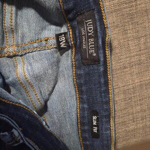 NWOT Judy Blues Non Distressed